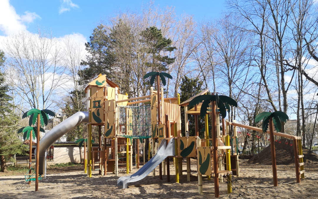 Der neue Dschungel-Spielplatz ist fertig!